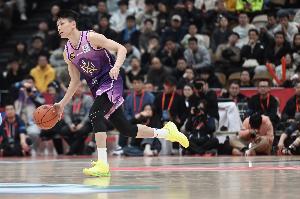 北京青年报:刘晓宇新赛季重返北控 身兼队员和助教双重身份