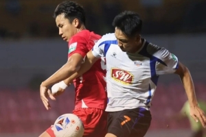 两连败!中乙联赛决赛阶段第二十三轮 厦门飞鹭客场0-1青岛红狮
