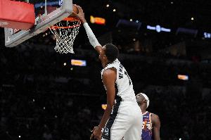 ClutchPoints:30位媒体人预测DPOY 文班29票第1 奥萨尔仅获1票