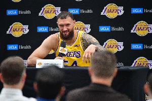 劲球直播-足球赛事直播-篮球赛事直播-NBA|CBA|英超直播